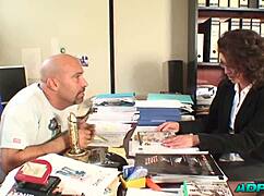 Does this mature mommy get her ass fucked during job interview?