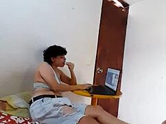 Sexo Casero Real Con Dos Mujeres Se Cumple Mi Fantasía Sexual 2 Mujeres Bien Caliente Chupando Mi Pene.