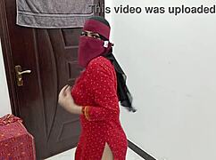 desi pakistani beautiful housewife nude dance