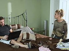 Amazingly Busty Jessa Rhodes Sets Up A Trap For The Boyfriend!