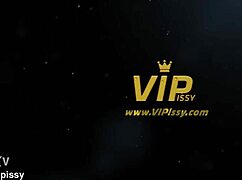 Can Leidy Teach Amaris the Art of Pussy Licking?