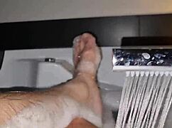 come join me in jacuzzi for stroking and relaxing music