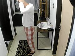 stepfather simulates sleepwalking to have sex with stepdaughter 😏