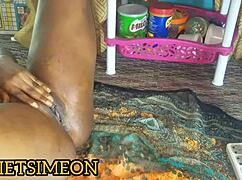 Julietsimeon Says, 'Live Sex with Boyfriend'