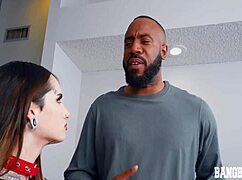 Valerica Steele Feels Intense Workout Squirts.