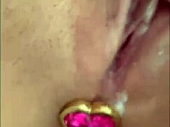 hey, rica masturbates with plug in ass, enjoying a hot morning.