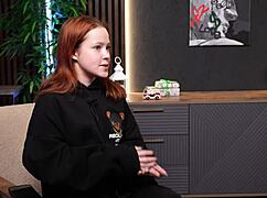 Ni Ole Murkovski Answers Subscribers' Questions With Bella Mur!