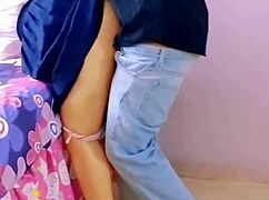 eche melos adentro profe mi chochito esta muy apretado y ansioso de sentir verga por primera vez