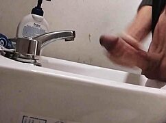 in this compilation, avesizeds gathers a bunch of tasty cumshots from various solos