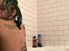 Mz Natural Showcases Her Big Natural Tits in a Boobs-Focused Scene