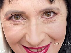 Filthy stepmom pissing on her kinky stepdaughter