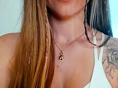 tattooed babe going crazy on webcam