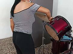 banging the curvy maid while wife is away 🔥🍑👗