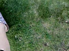 BARFUß IN LATSCHEN OUTDOOR FEET FETISH FUN!