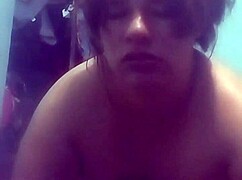 Vaquerita de frente! chupada tras chupada en sus tetas!