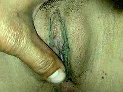 soft teen lips wrap cock for erotic creampie blowjob finish