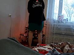 stepsister decorates christmas tree while i riskily masturbate watching her closely