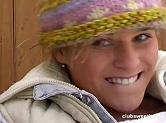 naked girl fingers shaved pussy outdoors in snow