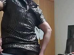 damn this hot african babe rips clothes strips naked shows real big tits ass no fakes ready to fuck