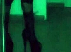 amysexxxjuguetona films her private sexy striptease dance