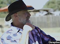 stepson bareback fucks stepdad's ass 😈🍆💦