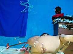 i'm the latina brunette fingering my juicy pussy to massive orgasm