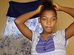 Her Squirting Attempt Fails in Sexy Slip-Up