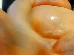 sexy oily chubby babe poses her curves