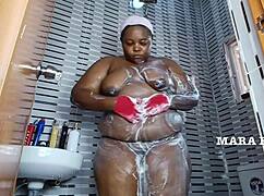 fat ebony milf shakes onion ass in shower but what happens next?