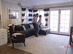 i'm the man of the house just casually pounding this teen 18+ no big reaction freeuse ignoring her