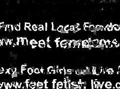 yer a pathetic lil 18+ foot boy!!