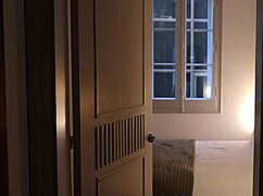 She Explodes In Orgasm Just 10 Minutes Into Fuck