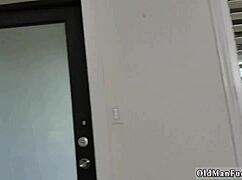 Step daddy Glenn unloads vintage facial cumshot! 🎥💦