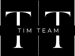 damn, her fur coat barely hides that beautiful wet pussy begging for my tongue and cock tonight