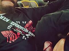 Why didn't my stud best friend taste this pussy sooner in secret fuck?