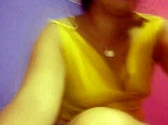 Curvy Mexican Milf's Huge Ass and Pussy Masturbated to Orgasm in POV