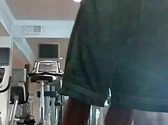 21 year old athletic roommate workout in dorm solo