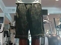 21 year old athletic roommate workout in dorm solo