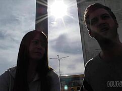 hunt4k guy tricks hot chick into cash fuck for room