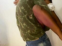 yo comi uma casada no dep�sito do mercado right in public