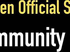 sara jay spits fingers deep in milf pussy before licking