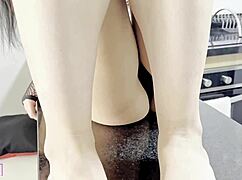 damn this gótica latina bends over big clit shaved pussy riding interracial 🍑😈💦