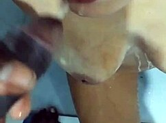 Macho usa casada como lixo enquanto corno agradece nos USA