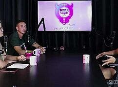 Compilados da val mineirinha no bora cast com bruna carlos in lingerie public orgasm interview