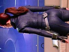 black widow scarlett johansson drains your load in jerk challenge!