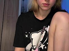 Teen Webcam Slut Fingers Dripping Pussy with Massive Dildo Toy