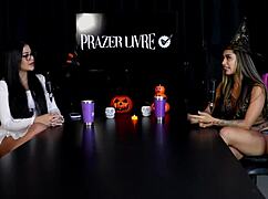 tamanho nao e documento shares exhibitionism life and favorite fuck spots halloween sheer red