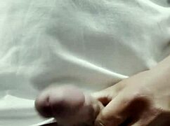 Hot Filipina Delivers Intense Whatsapp Sex Call