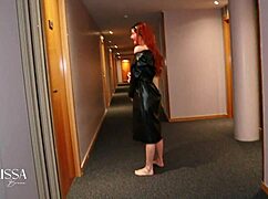 i boldly exit hotel room naked in public