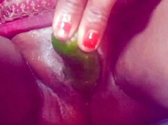 indian village housewife rams huge cucumber deep in pussy part 1